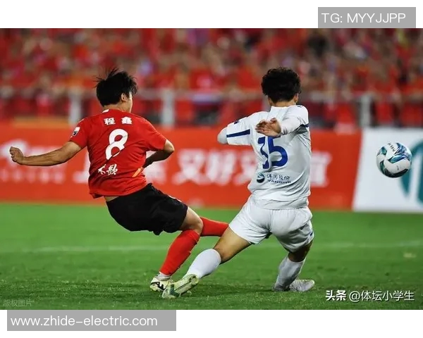 杭州足球队的力量变革引发热议助力城市足球崛起与发展