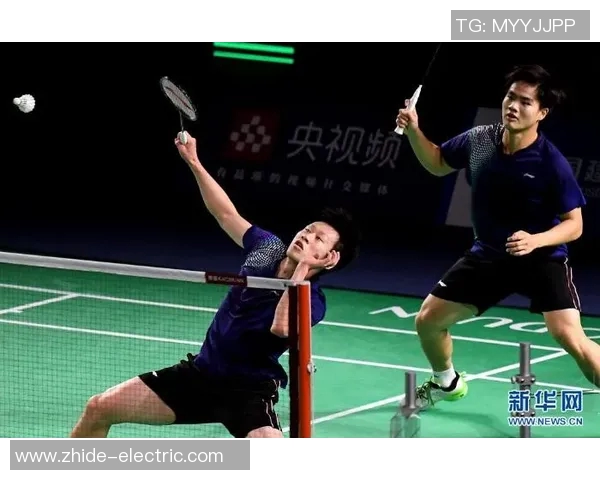 广州羽毛球队与杭州羽毛球队赛后复盘分析比赛经验与战术调整探讨